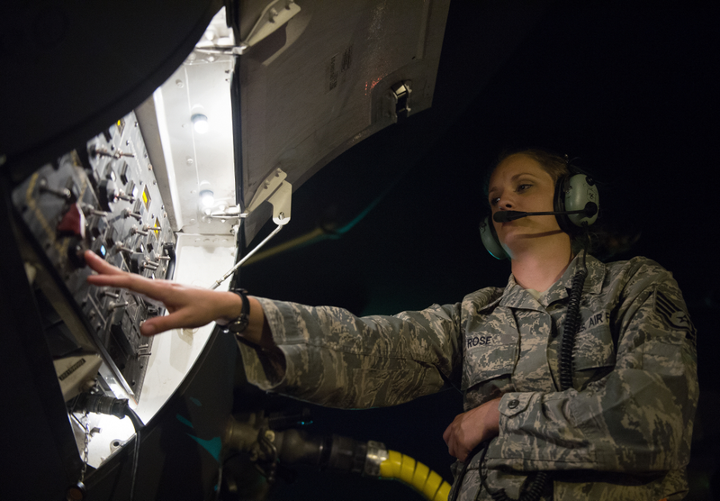 Illustration for article titled This All Female C-17 Crew Gets It Done During Exercise Eager Lion